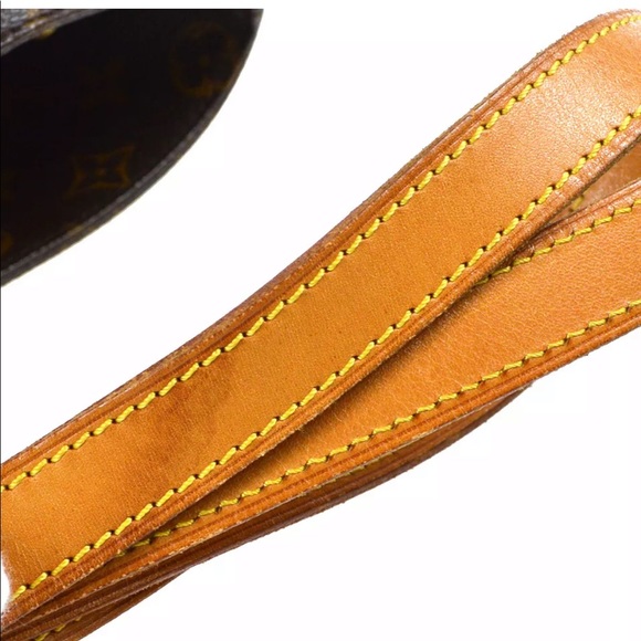 😍BEAUTIFUL 😍LARGE TOTE RETIRED LOUIS VUITT… - Picture 8 of 16